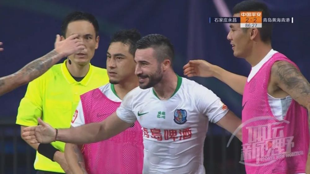  克罗托内闪电进球破僵局，保级大战惊现世界波  